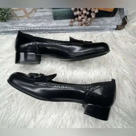 Franco Sarto | Heeled Leather Loafers | Black | Size 7.5 - Picture 4 of 9